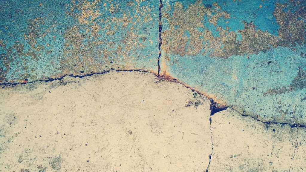 sample-of-cracked-concrete